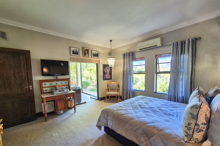 3 Bedroom Property for Sale in Boschenmeer Golf Country Estate Western Cape